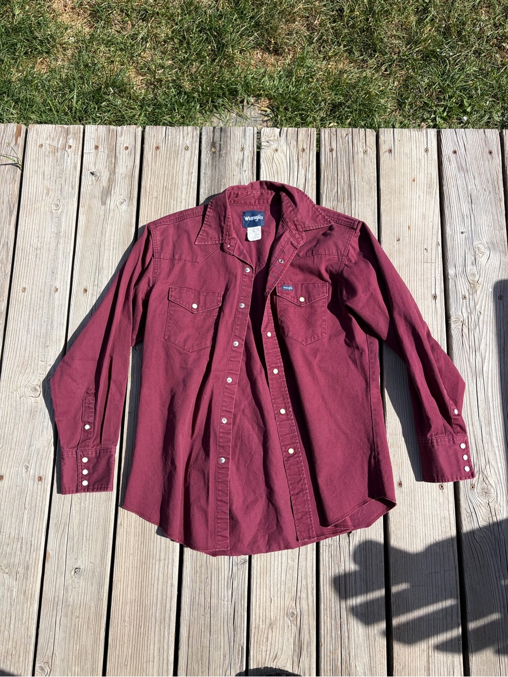 Wrangler Men's Long Sleeve Maroon Button-Down Western Shirt